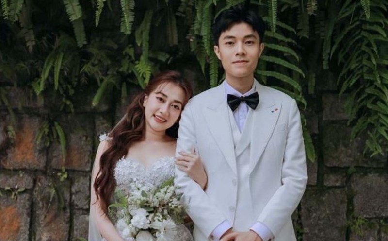 Phuong Lan and Phan Dat broke up after 1 year of marriage due to different views on life. Photo: Facebook character