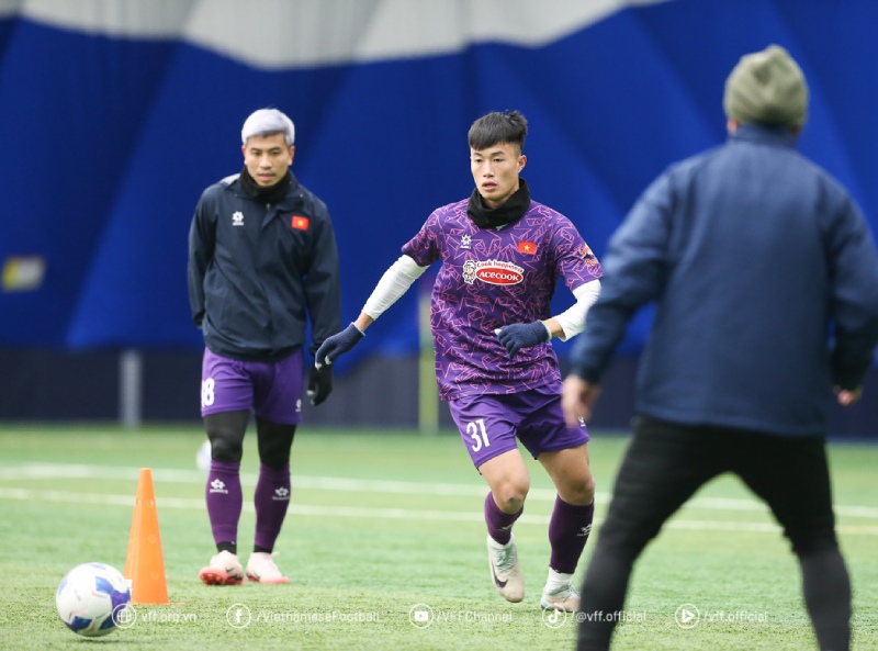 Vietnam team will play a friendly match with Jeonbuk Hyundai Motors club. Photo: VFF