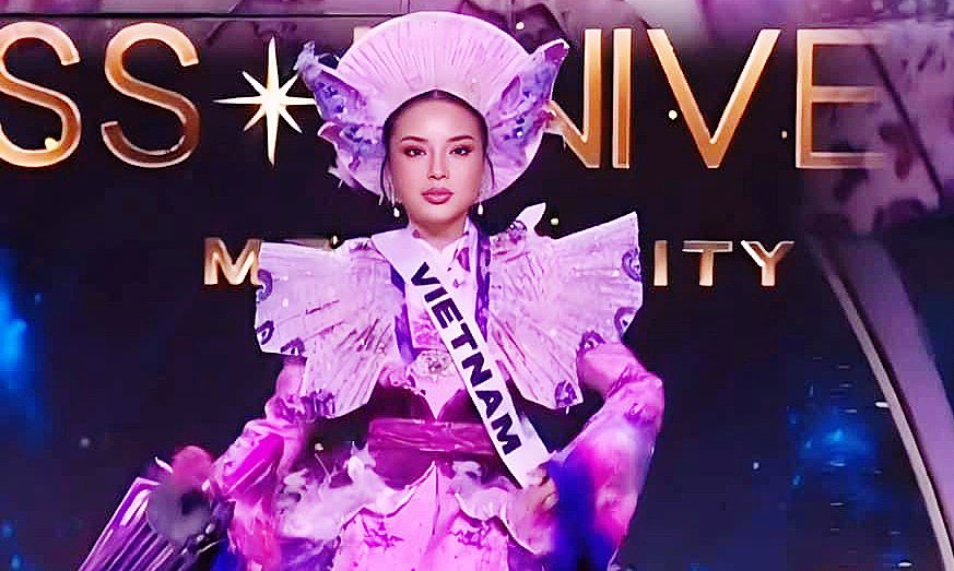 Ky Duyen bat ngo nhan giai Ba “Best National Costume” tai Miss Universe 2024. Anh: Cat tu video