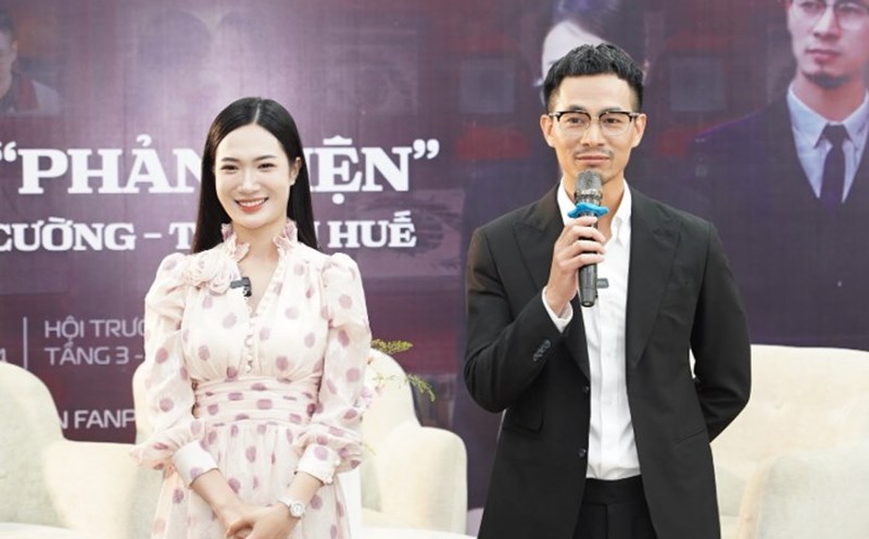 Actors Manh Cuong and Thanh Hue of the movie "Doc Dao". Photo: BTC