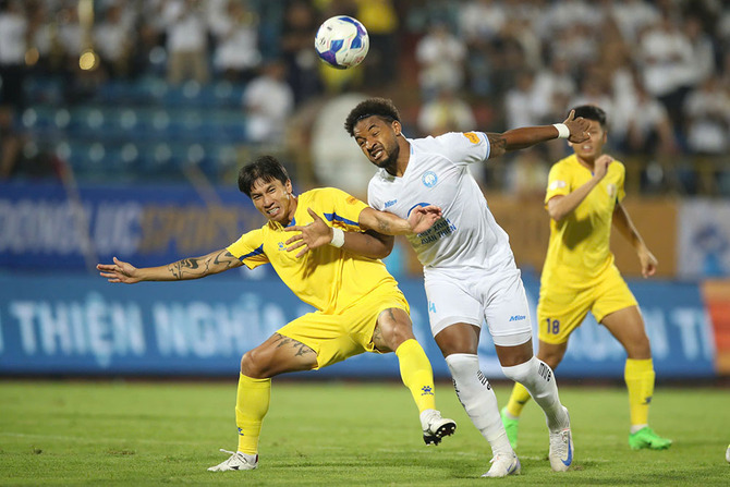 Nguyen Xuan Son is the "gamble" of coach Kim Sang-sik. Photo: NDFC