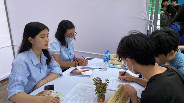 Hà Nội giải quyết việc làm cho hơn 196.000 lao động. Ảnh: Tất Thảo