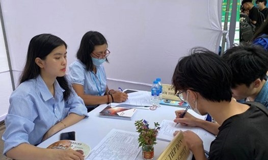 Hà Nội giải quyết việc làm cho hơn 196.000 lao động. Ảnh: Tất Thảo