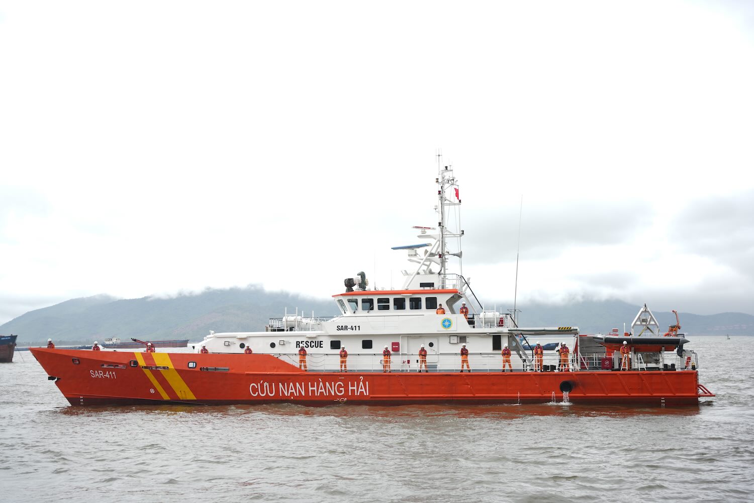 Maritime rescue ship participating in the exercise. Photo: Ngoc Minh.