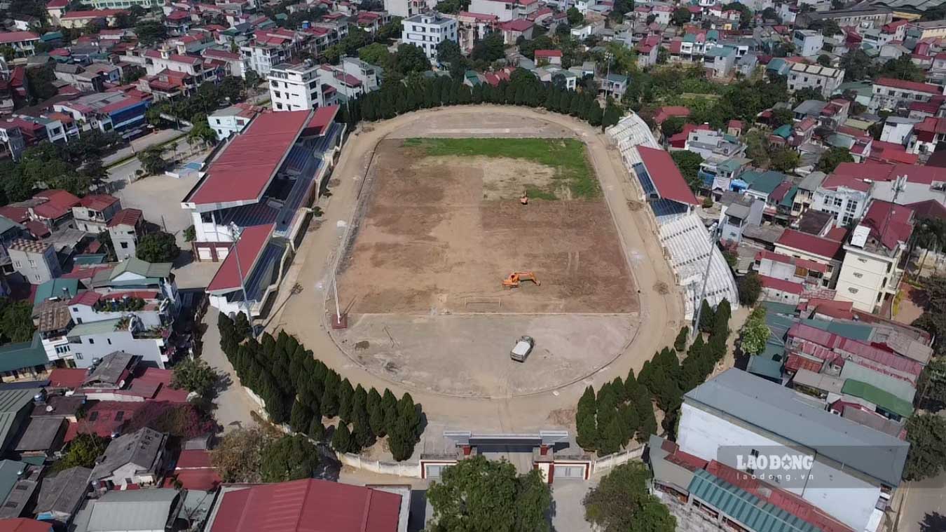 Yen Bai's first stadium is repaired. Photo: Tran Bui.