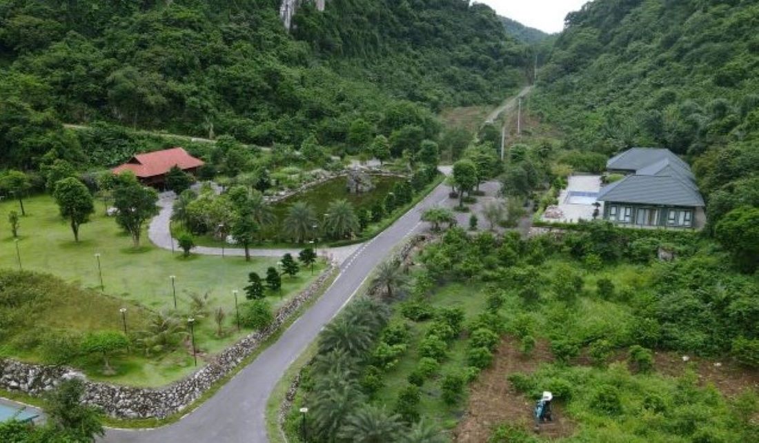 Illegal construction on public land in Ha Trung district, Thanh Hoa has not been handled yet. Photo: Minh Hoang