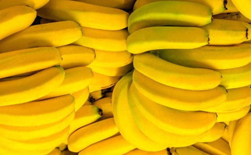 Bananas are a fruit that has many benefits for heart health when eaten properly. Photo: Pham My.
