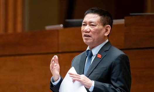 Phó Thủ tướng Hồ Đức Phớc cho biết, tuần sau sẽ ra mắt một công cụ dùng AI để kiểm soát những vấn đề doanh thu và mua bán trên sàn thương mại điện tử. Ảnh: Quochoi.vn