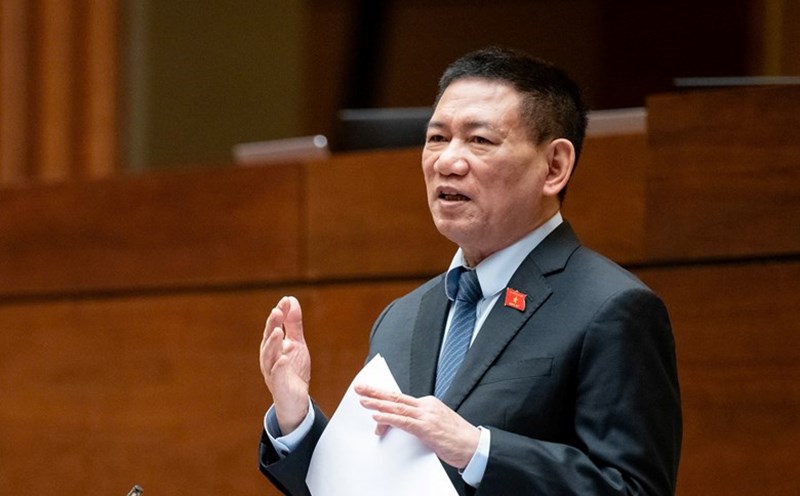Deputy Prime Minister Ho Duc Phoc said that next week, an AI tool will be launched to control revenue and sales issues on e-commerce platforms. Photo: Quochoi.vn