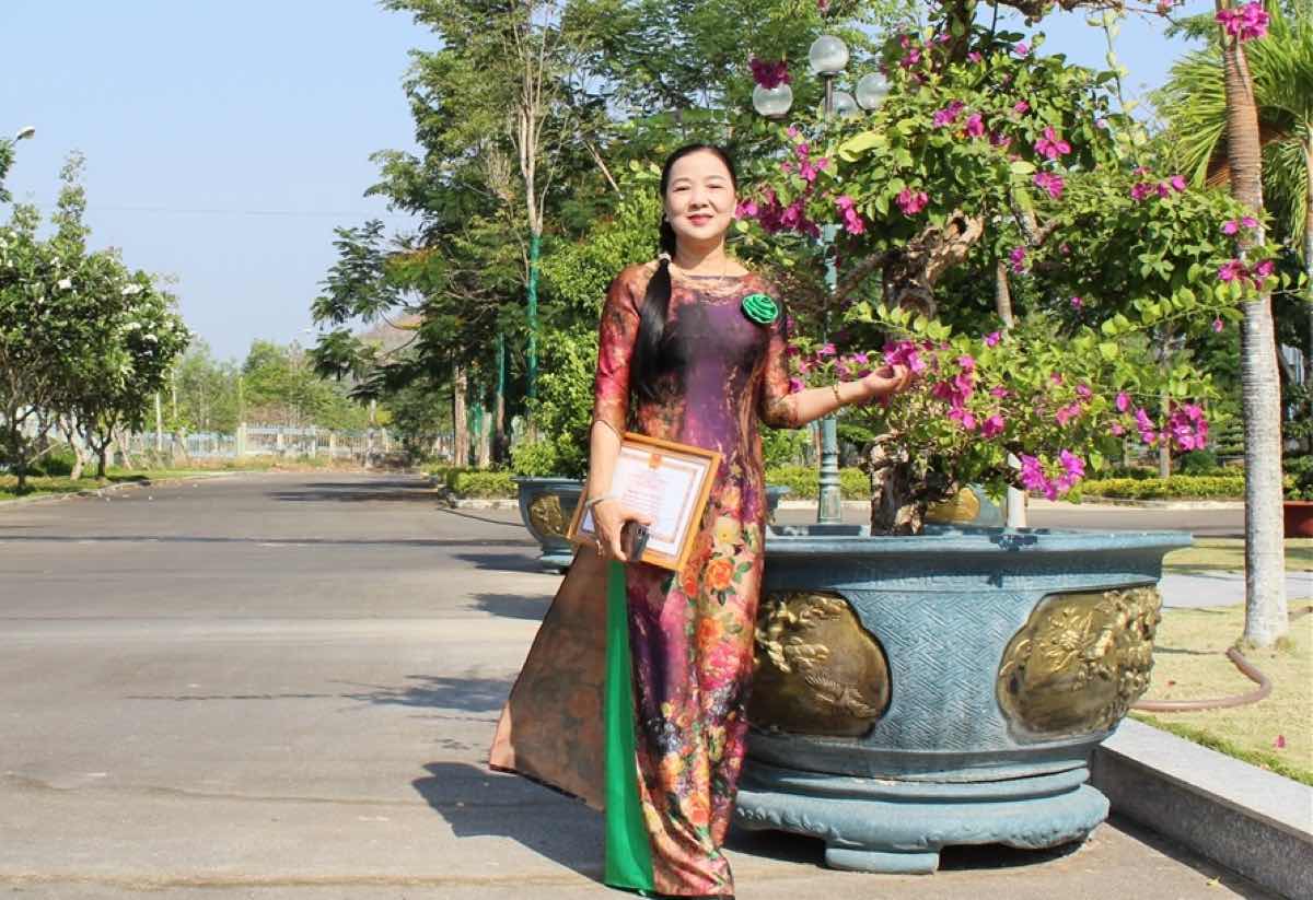 Nu Chu tich Cong doan co so Nguyen Thi Gai. Anh: Nhan vat cung cap