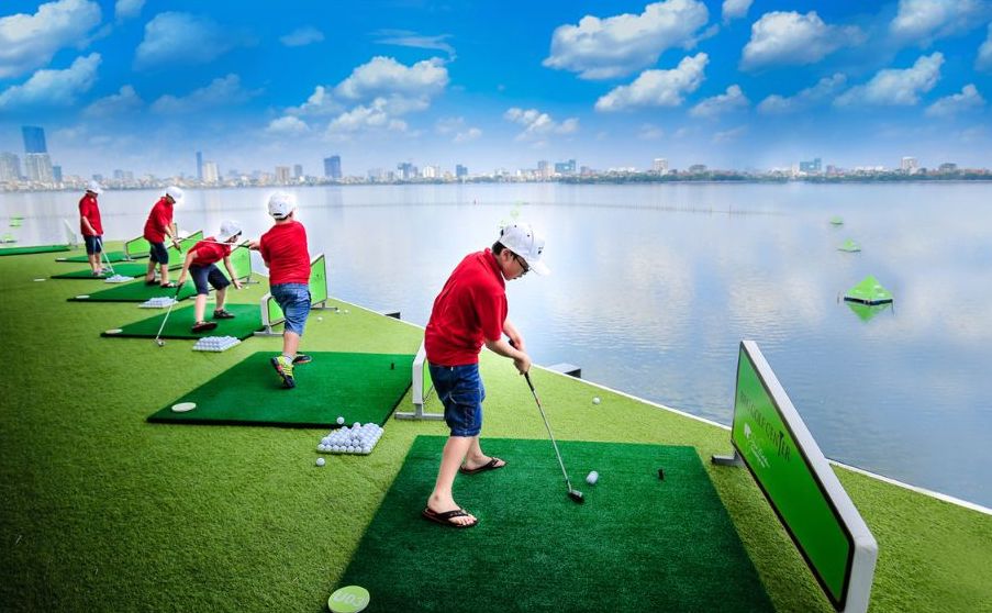 Hoc vien Gon Jack Nicklaus tai Khach san Thang Loi la co so dao tao dau tien trien khai giao trinh va chien luoc dao tao moi.