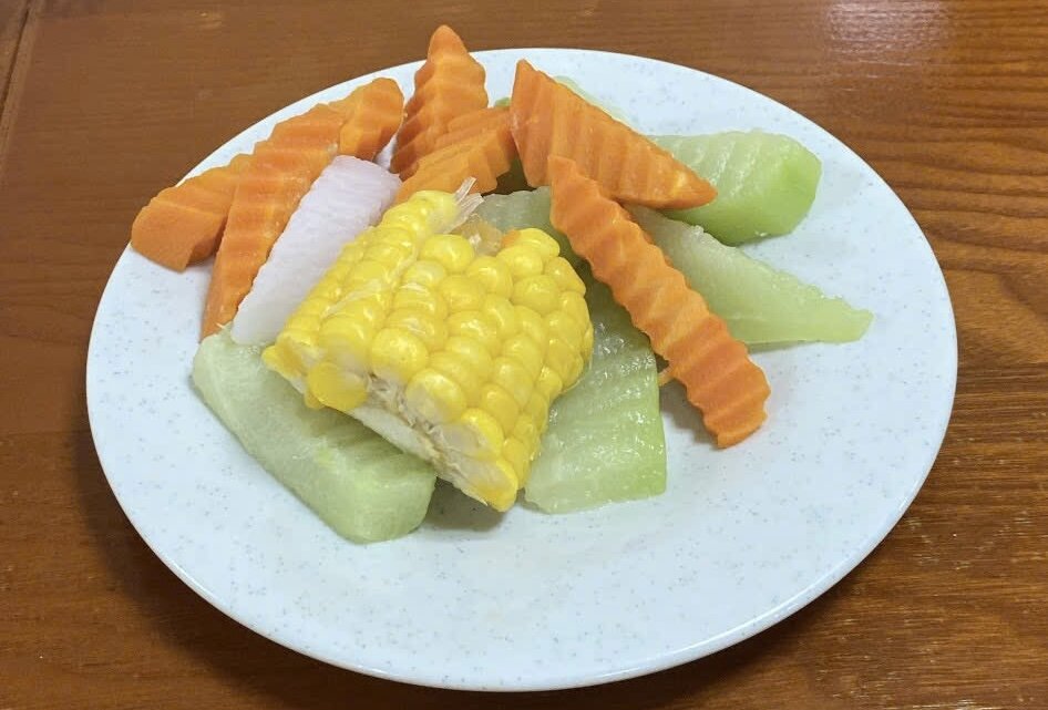 Eating dinner at the right time and food will reduce visceral fat. Photo: Nguyen Than