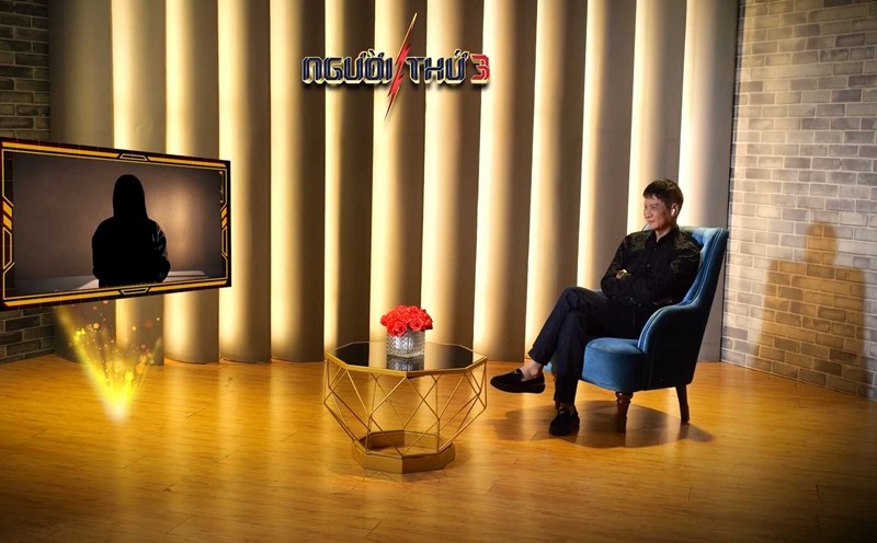 Ms. V shared her husband's affair with director Le Hoang. Photo: Producer.