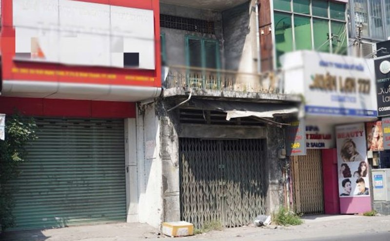 A series of premises have closed on Xo Viet Nghe Tinh Street (Binh Thanh District) due to traffic jams causing sluggish business. Photo: Ngoc Anh