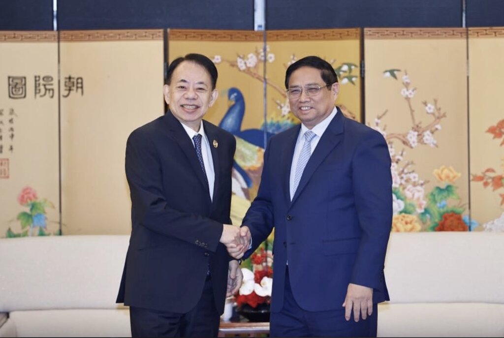 The Prime Minister proposed that ADB continue to provide capital to Vietnam with preferential interest rates for emerging sectors. Photo: VPG