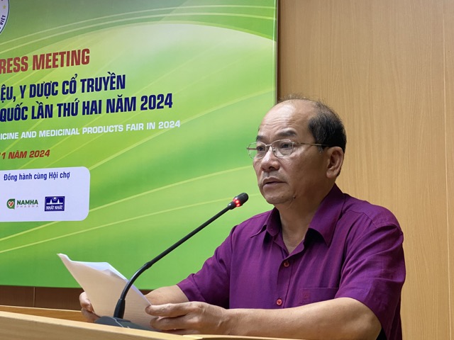 Mr. Nguyen The Thinh, Director of the Department of Traditional Medicine Management (Ministry of Health) talks about opportunities for developing domestic medicinal herbs. Photo: Thuy Linh