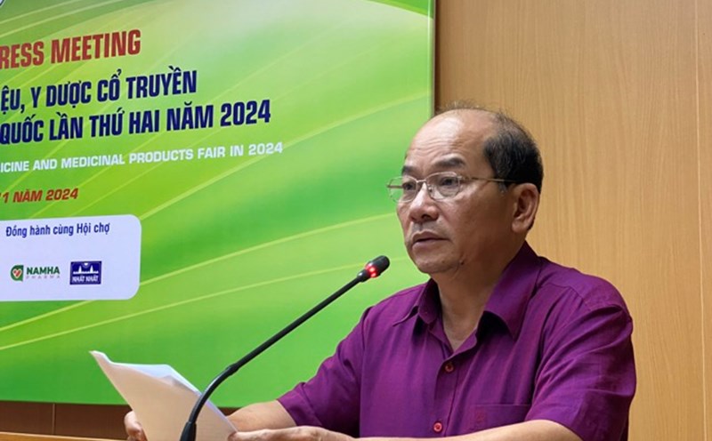 Mr. Nguyen The Thinh, Director of the Department of Traditional Medicine Management (Ministry of Health) talks about opportunities for developing domestic medicinal herbs. Photo: Thuy Linh