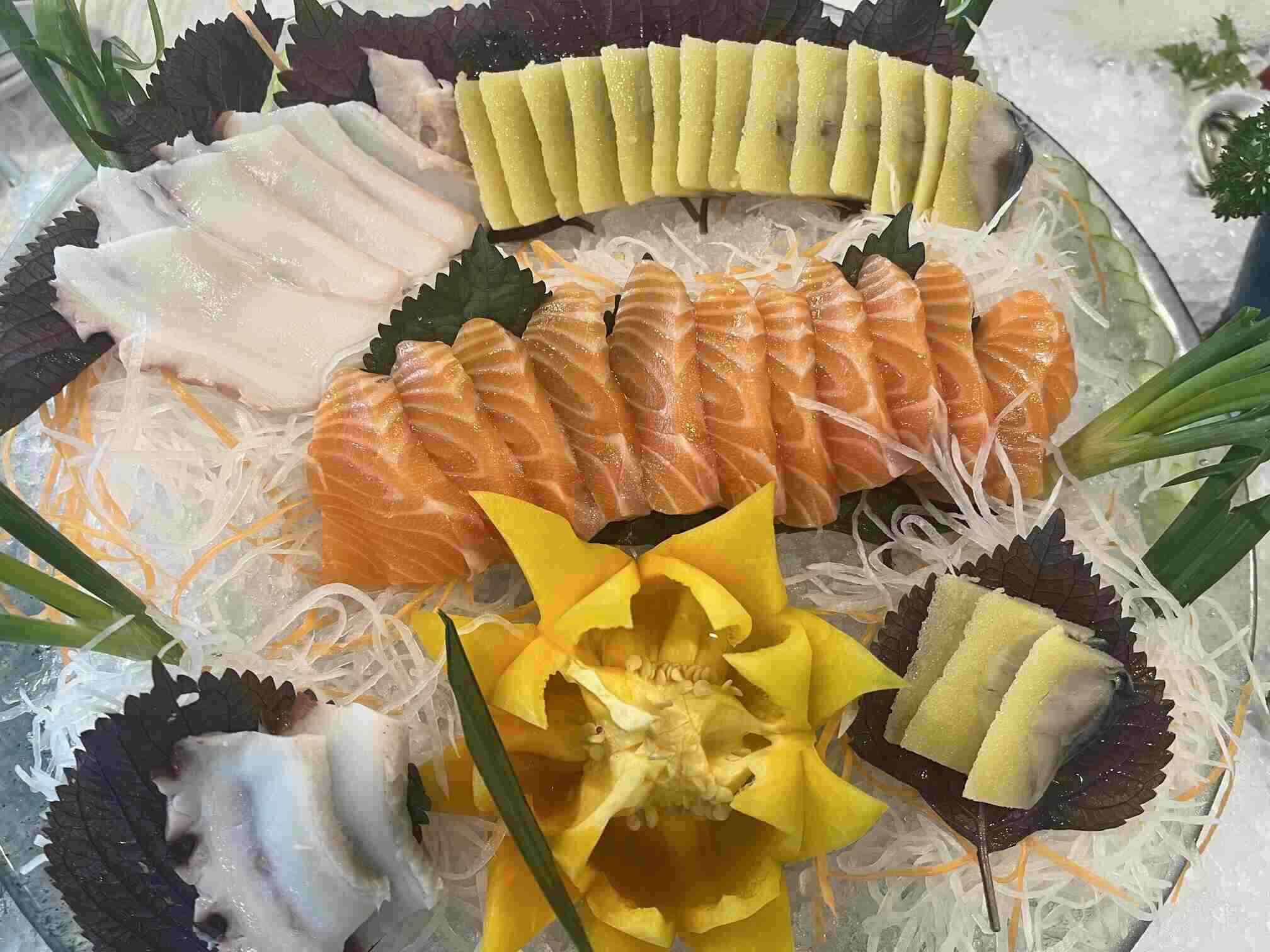 One of the foods to avoid when stung by a red velvet ant is seafood. Photo: Kieu Vu