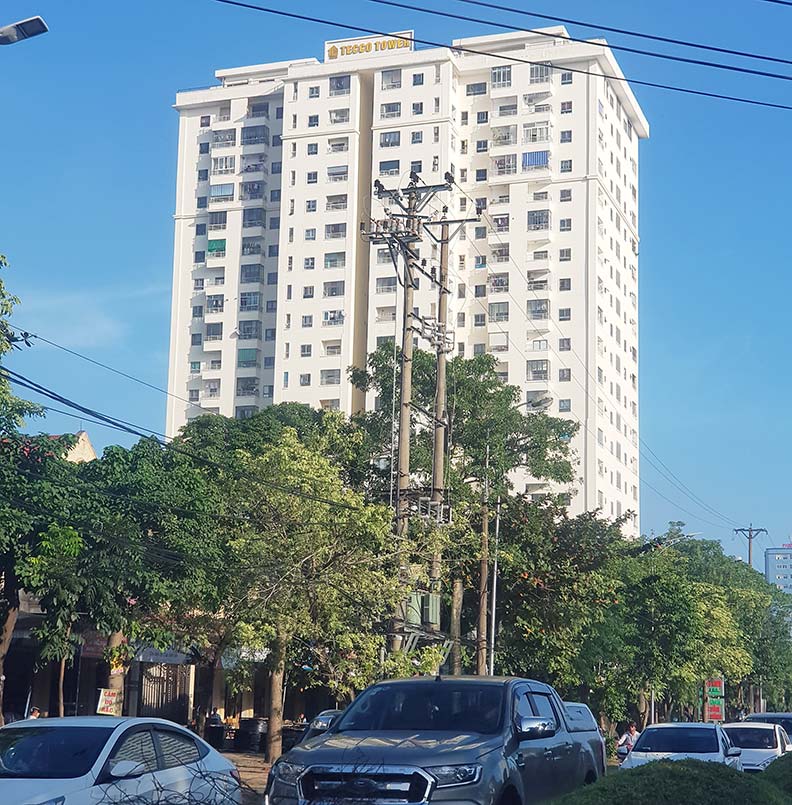 Nghe An residents want to have many social housing projects to settle down. Photo: Quang Dai