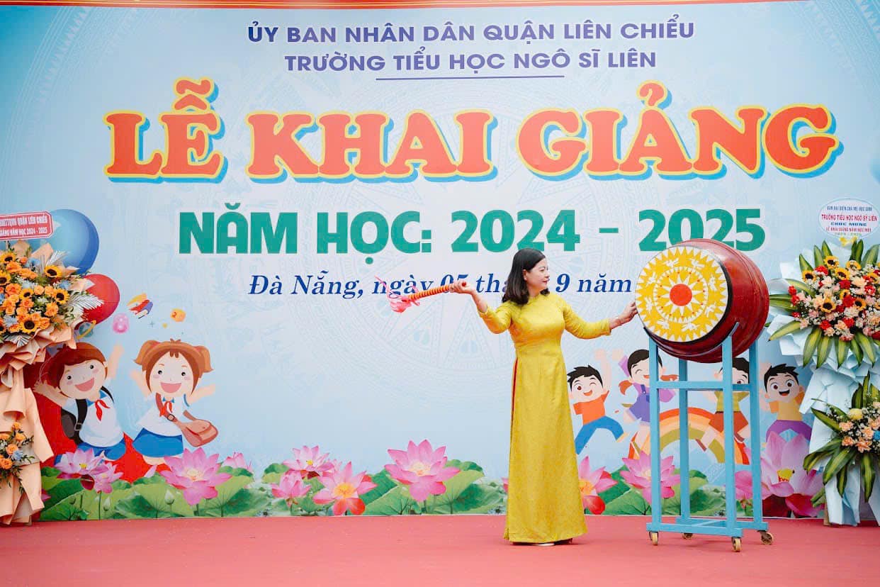 Many students in Hoa Khanh Bac ward, Lien Chieu district, Da Nang city have to study in other localities due to lack of schools. Illustration photo: My Linh