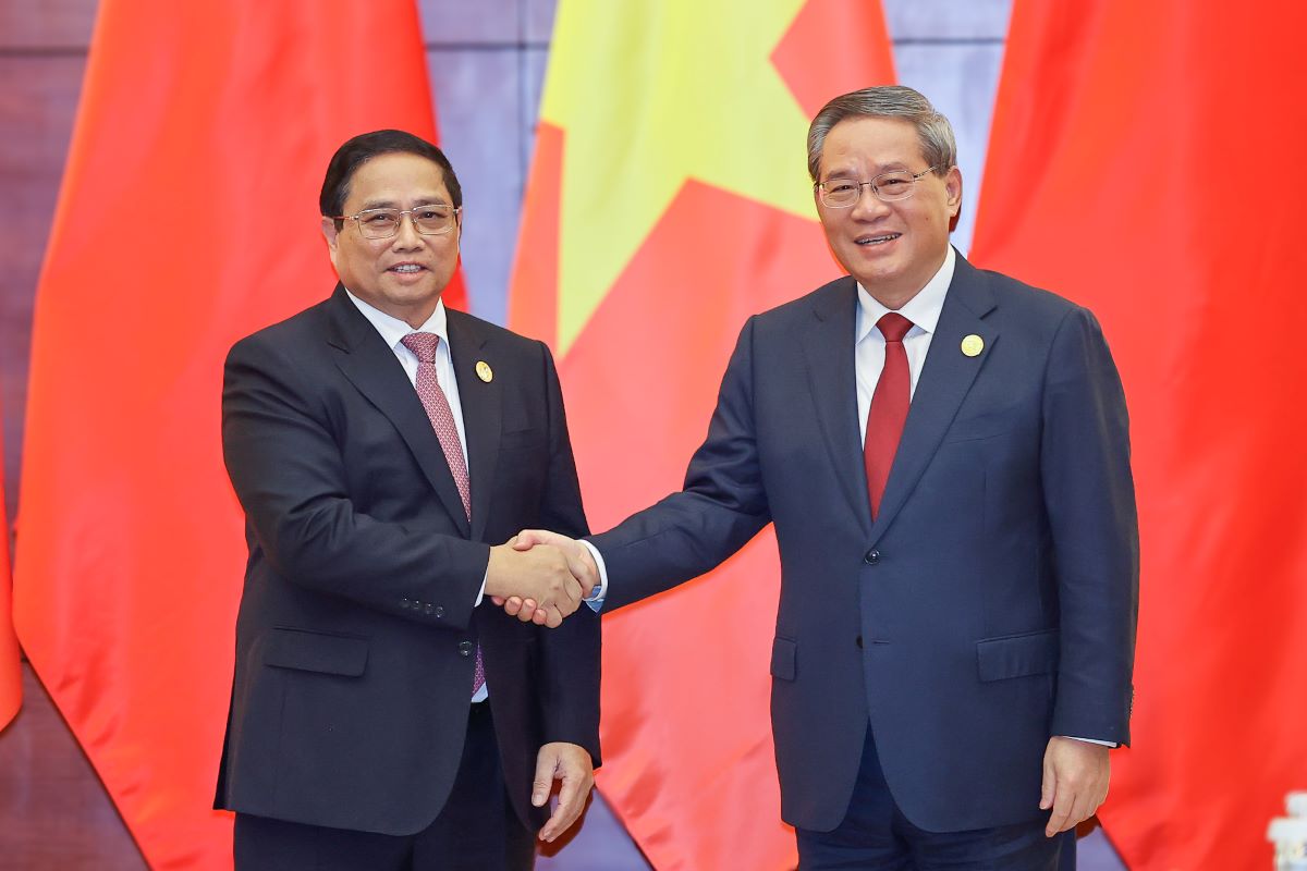 Prime Minister Pham Minh Chinh and Chinese Premier Li Qiang. Photo: VGP
