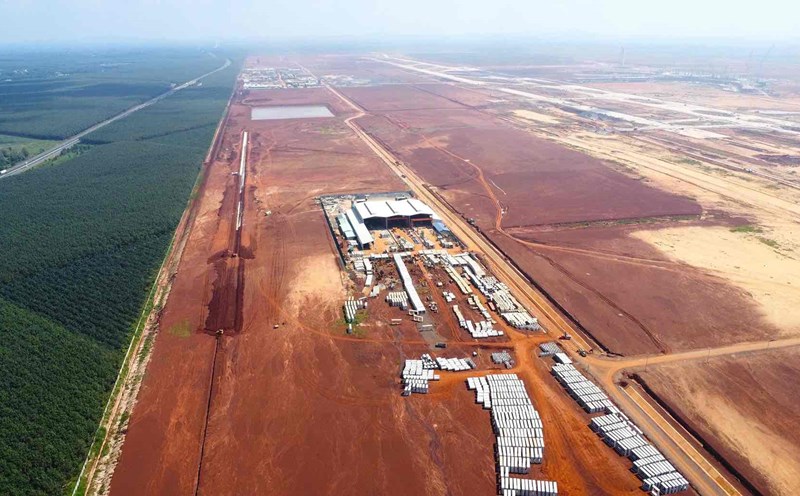 Building a 22km underground pipeline to supply fuel to Long Thanh airport. Photo: HAC