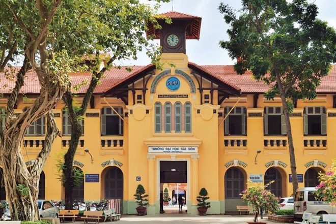 Many students of Pedagogy at Saigon University said they are in debt for living expenses according to Decree 116 of the Government. Photo: School