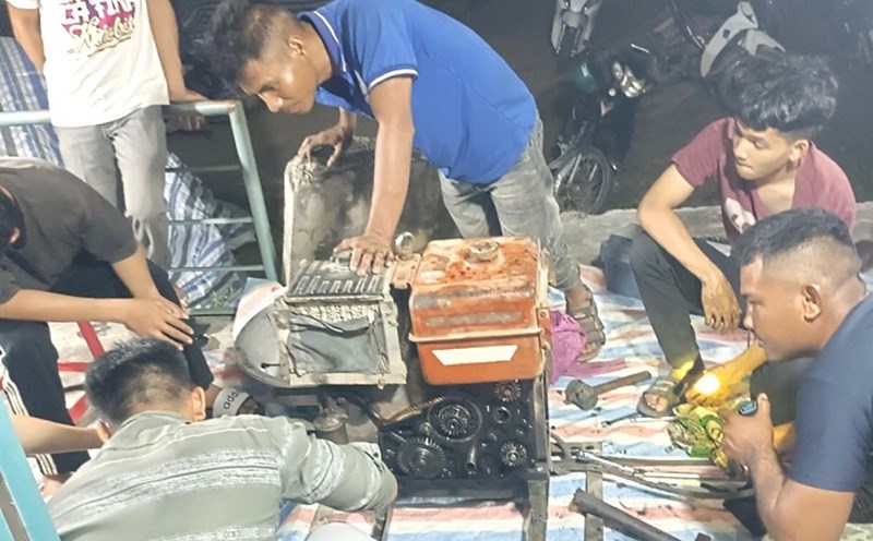 People in remote areas in Dak Lak are trained to have stable jobs after graduation. Photo: Bao Trung