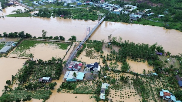 On October 27, although the rainfall was not heavy, flooding occurred in Nam My village, Hoa Bac commune, Hoa Vang district, Da Nang city. Photo: My Linh