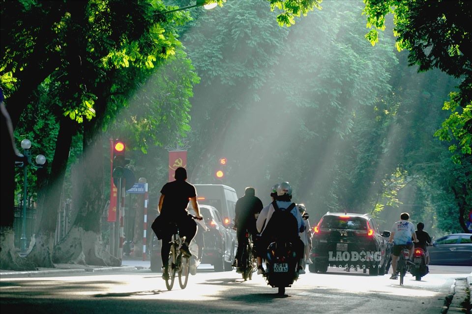 Mien Bac nang rao, thoi tiet de chiu vao ngay mai 8.11. Anh: LDO