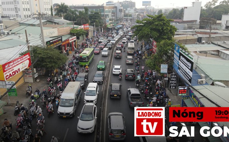 Hot in Saigon: National Highway 13 is about to be expanded after 20 years of waiting