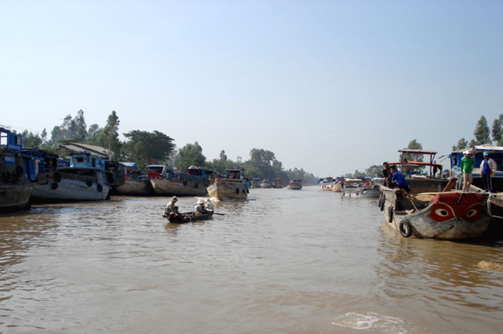 Kenh Vinh Te duoc danh gia la cong trinh co y nghia ve an ninh quoc phong, phat trien nong nghiep, thuong mai...