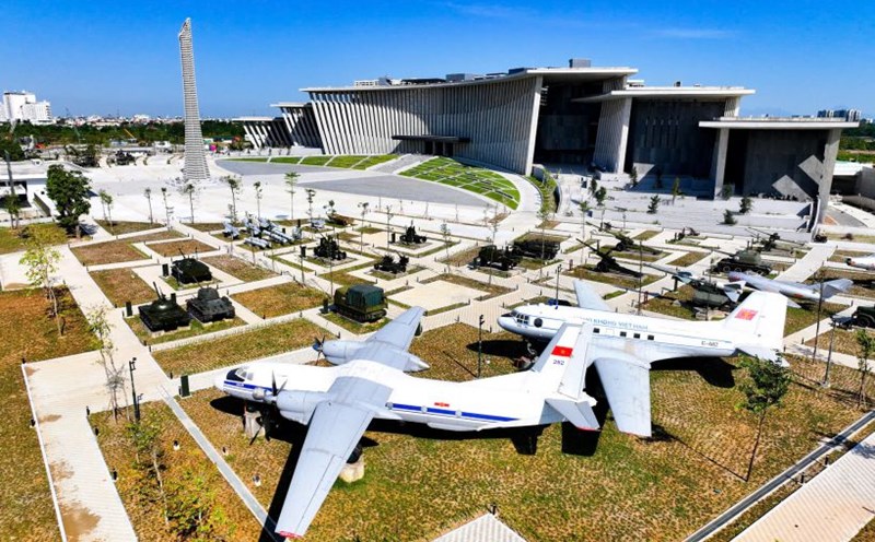 The exhibition area outside the Vietnam Military History Museum. Photo: Hai Nguyen