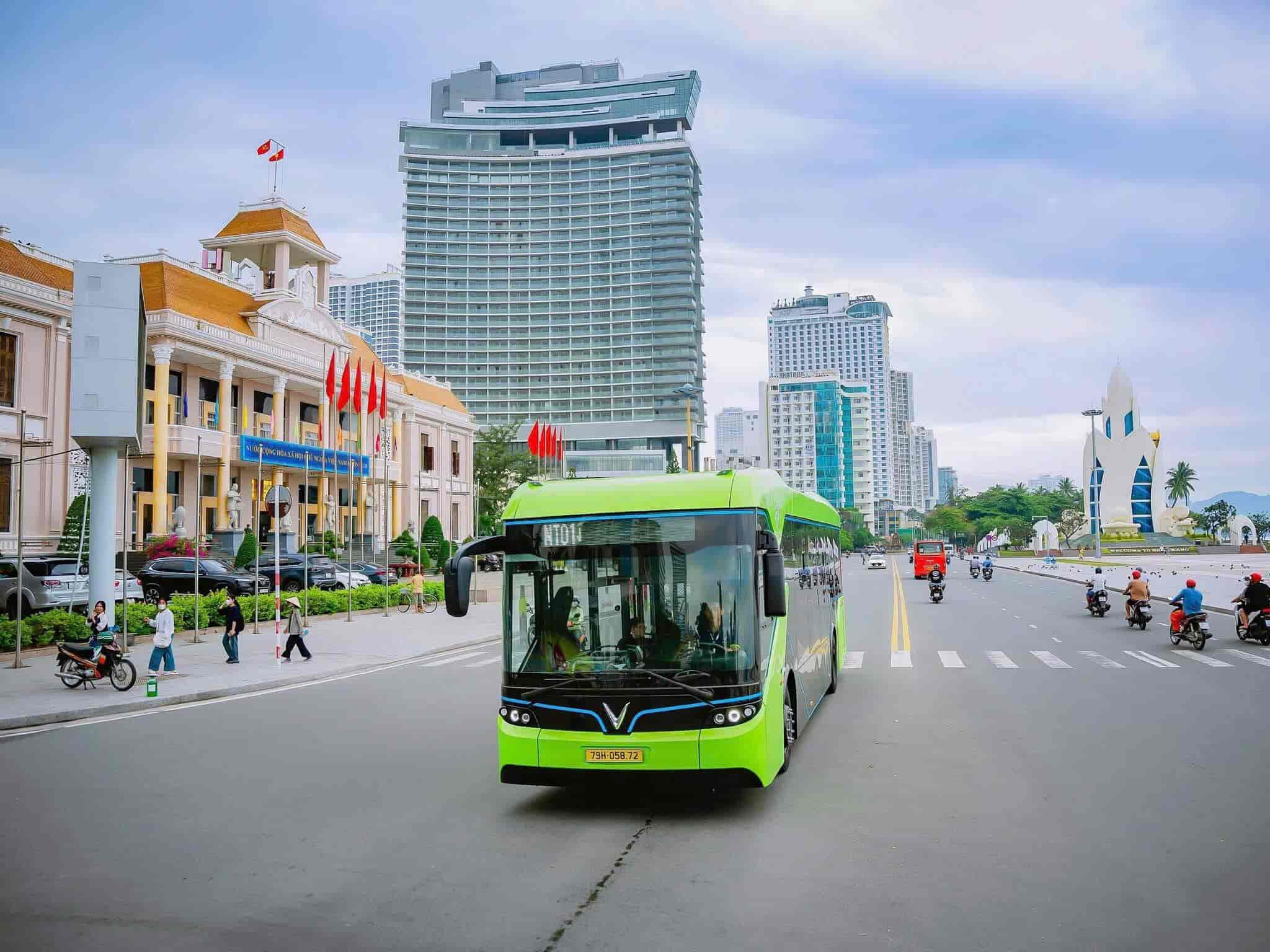 Khanh Hoa province has agreed to organize an electric bus route in Nha Trang without subsidies. Photo: Vinh Nguyen