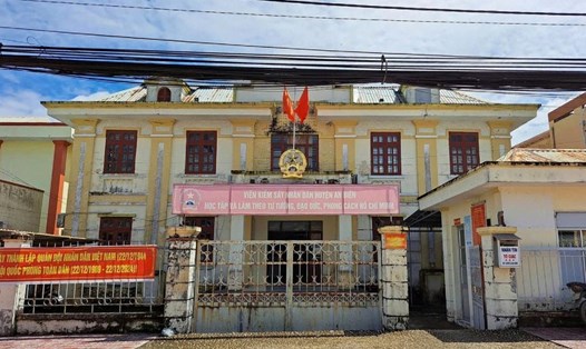 Ủy ban Kiểm tra Tỉnh ủy Kiên Giang đề nghị kỷ luật khai trừ Đảng và cách hết các chức vụ trong Đảng đối với nguyên lãnh đạo Viện kiểm sát nhân dân huyện An Biên. Ảnh: Bùi Thị