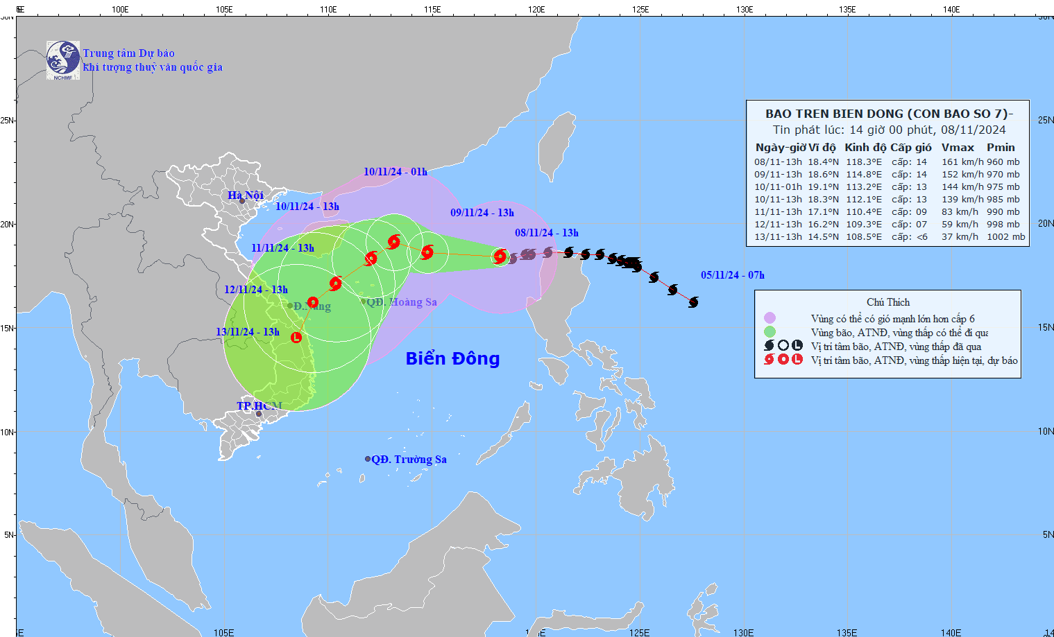 Cap nhat vi tri va duong di cua bao so 7 hoi 13 gio ngay 8.11. Anh: Trung tam Du bao Khi tuong Thuy van Quoc gia 