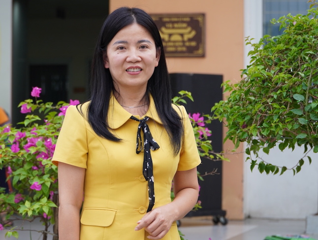 Co Luu Thi Chinh Phuong – Pho Hieu truong Truong Tieu hoc Doan Ket (Long Bien, Ha Noi). Anh: Van Trang 