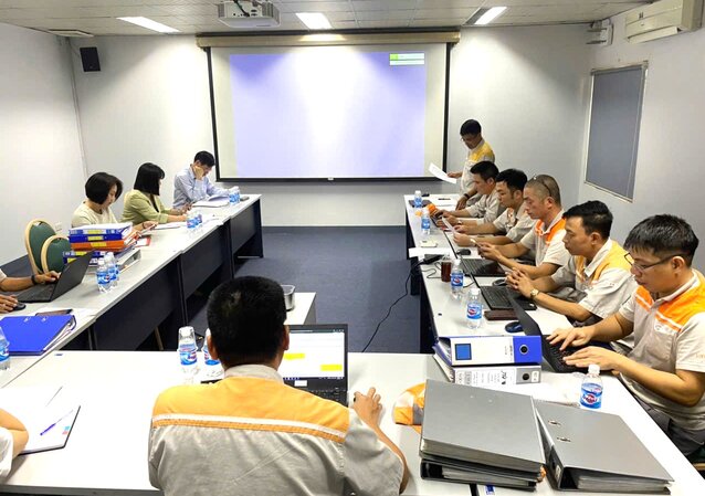 Gia Lam District Labor Federation Gia Lam District Labor Federation inspects the implementation of the Vietnam Trade Union Charter and the management and use of trade union finances of grassroots trade unions. Photo: Grassroots Trade Union