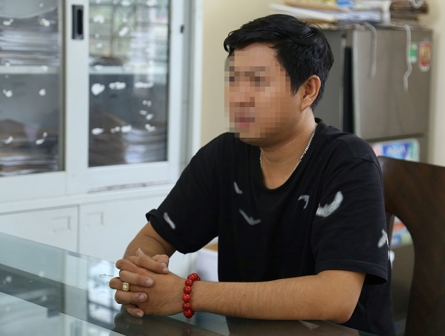 Công an lập hồ sơ xử lý đối tượng đấm vào mặt CSGT khi bị kiểm tra nồng độ cồn. Ảnh: Công an Bình Dương