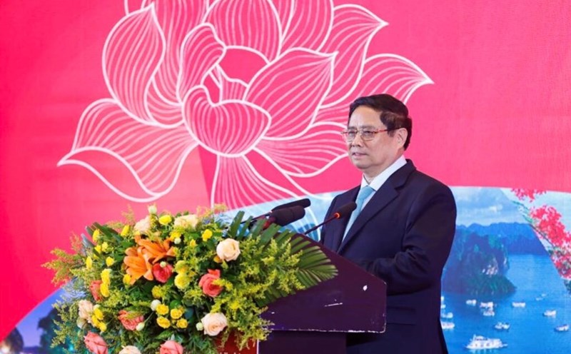 Prime Minister Pham Minh Chinh speaks at a program introducing Vietnamese culture and tourism in Chongqing city, China. Photo: VGP