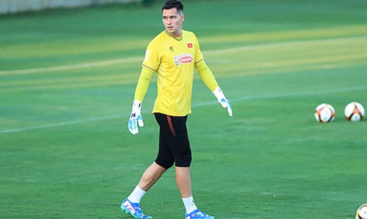 Thủ môn Nguyễn Filip có cơ hội bắt chính tại AFF Cup 2024. Ảnh: Minh Dân