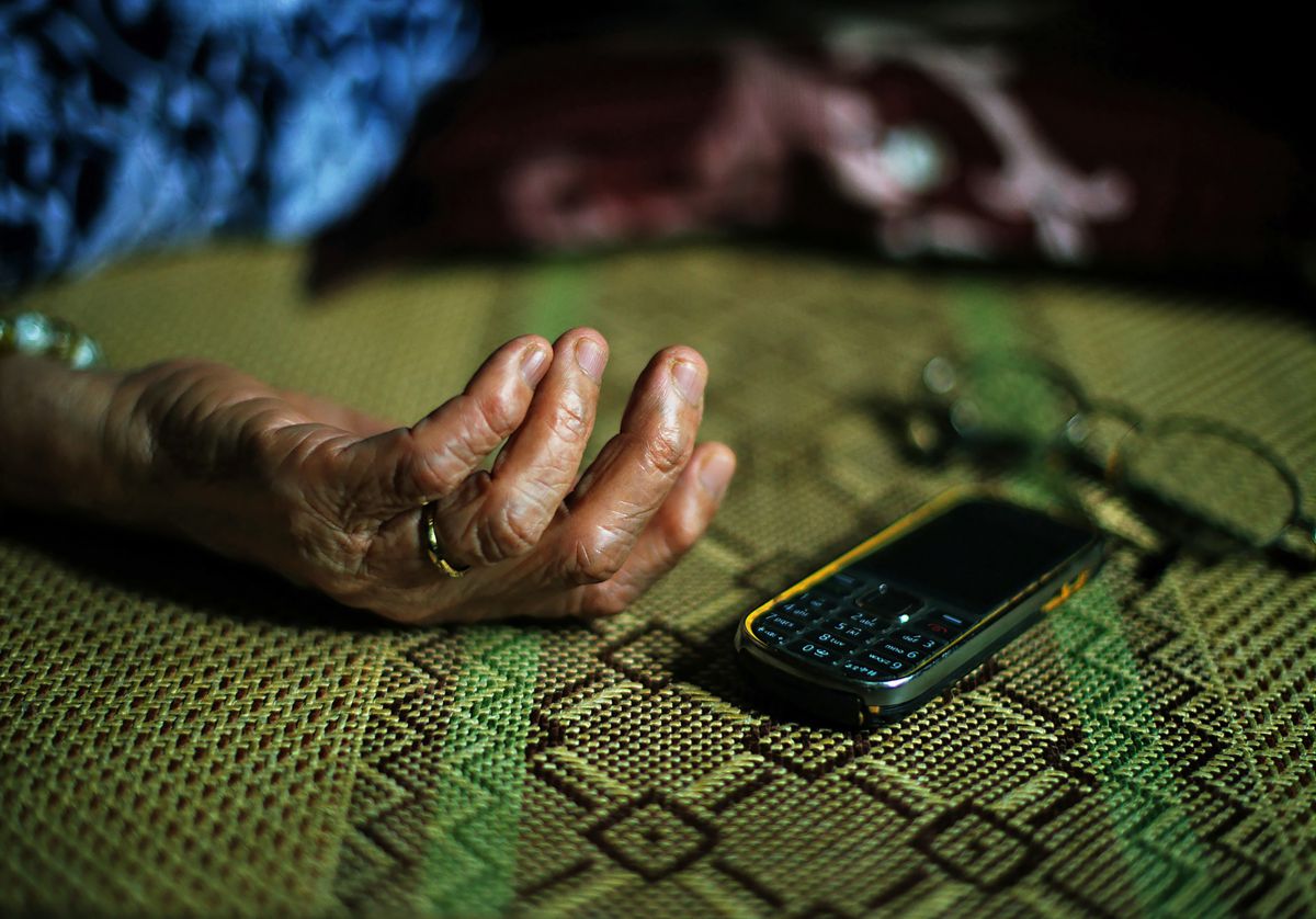 Lunch break (Hanoi).