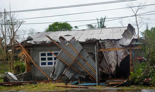 Bão Yinxing tàn phá phía bắc Cagayan, nơi người dân Philippines cho biết đây là một trong những cơn bão có sức tàn phá mạnh nhất từng đổ bộ vào khu vực ven biển của tỉnh. Ảnh: CTTĐT Cagayan