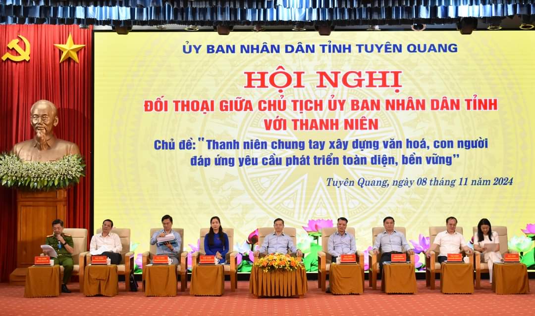 Dialogue conference with youth of Tuyen Quang province. Photo: Phong Quang