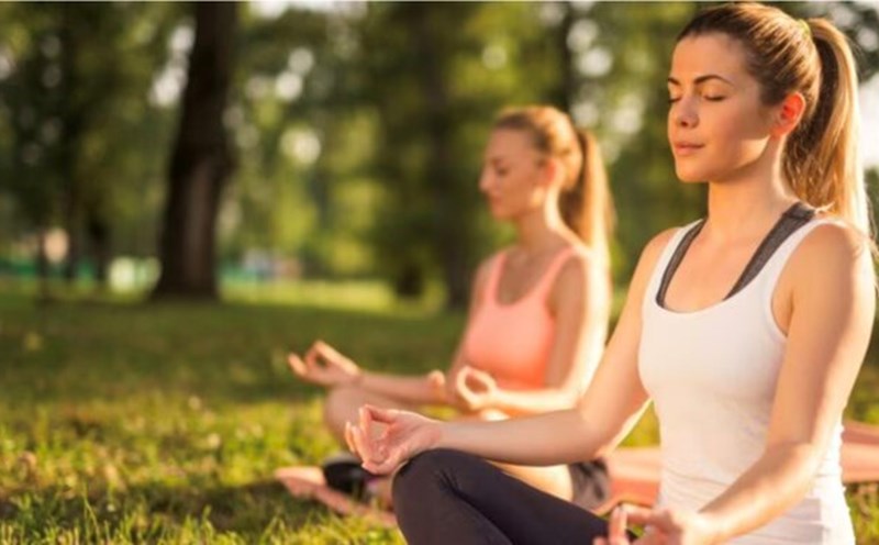 Yoga exercises help increase endurance. Photo: According to Healthshots.