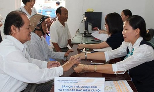 Người lao động có đủ số năm tham gia bảo hiểm xã hội nhưng chưa đủ tuổi nghỉ hưu vẫn có thể nghỉ hưởng lương hưu sớm.