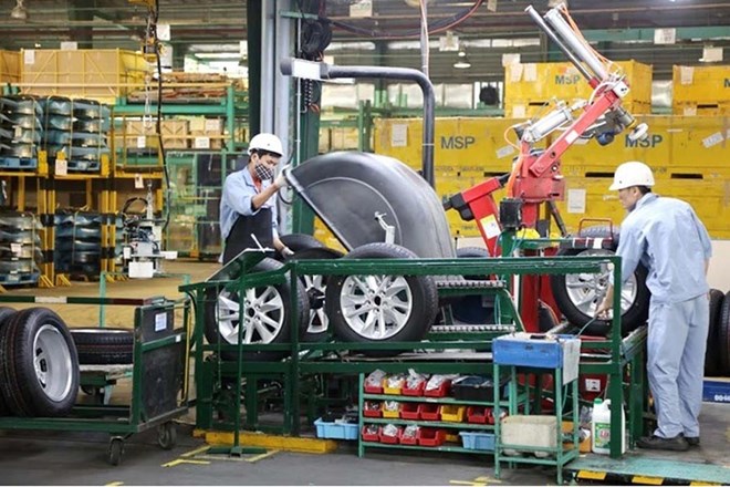 The production index in the first 10 months of 2024 of some key secondary industries increased sharply compared to the same period last year. Photo: Ha Trang