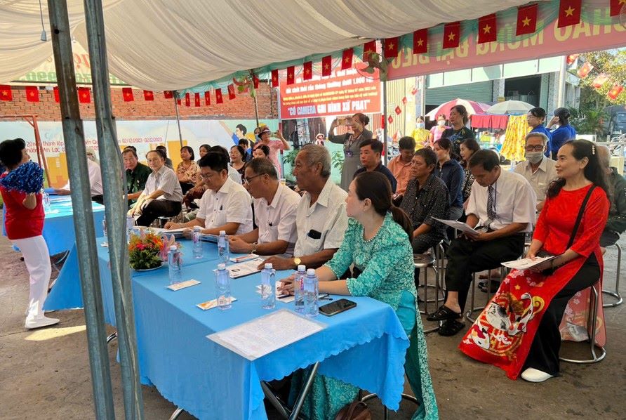 Panorama of the National Unity Day in residential area 22. Photo by Ngoc Duy