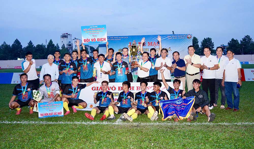The 2024 Binh Duong Provincial Football Championship ended successfully. Photo: Binh Duong Department of Culture, Sports and Tourism