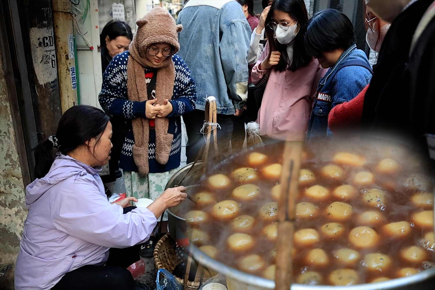 Unique meat-filled banh troi tau, sold out after 2 hours on sale